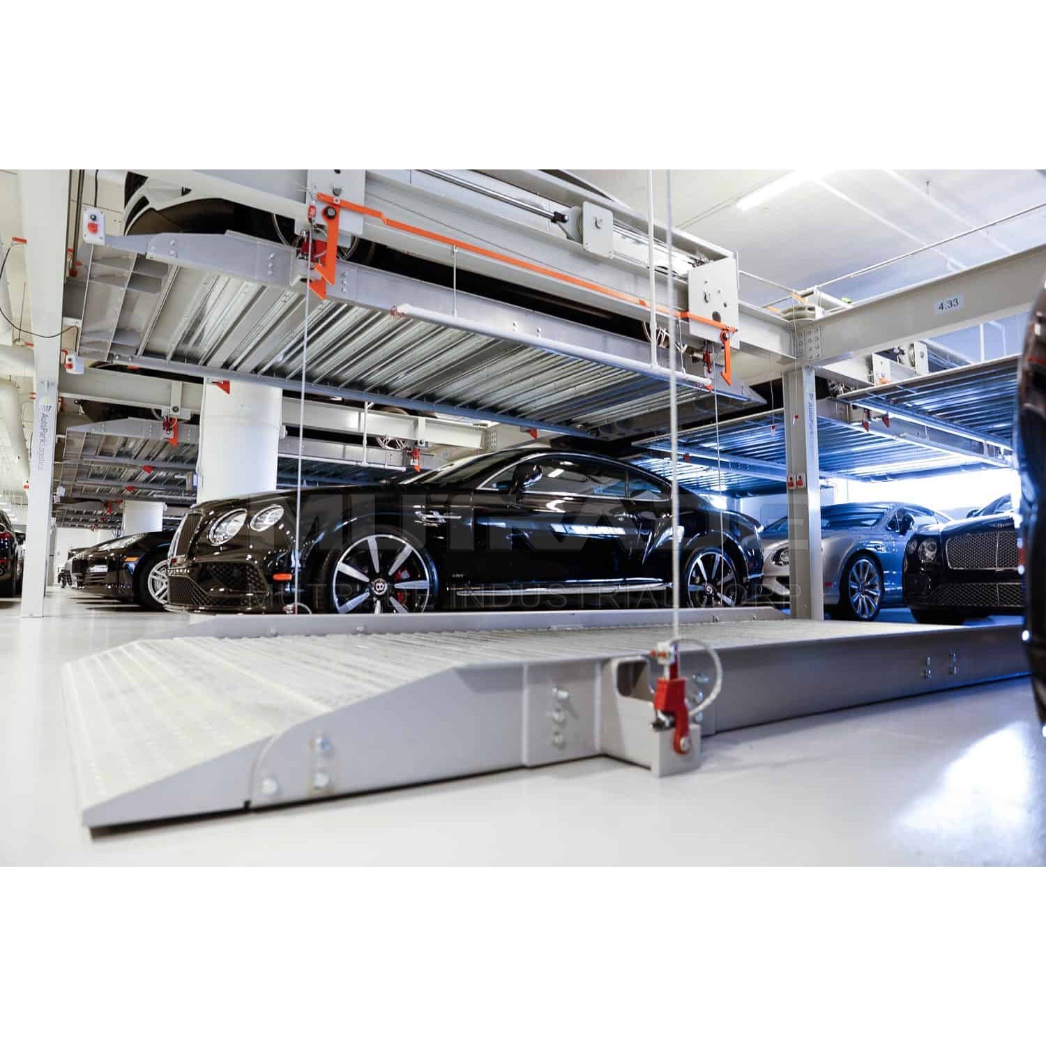 HydroPark 4127 2500kg MultiPlatform Parking Lift from China